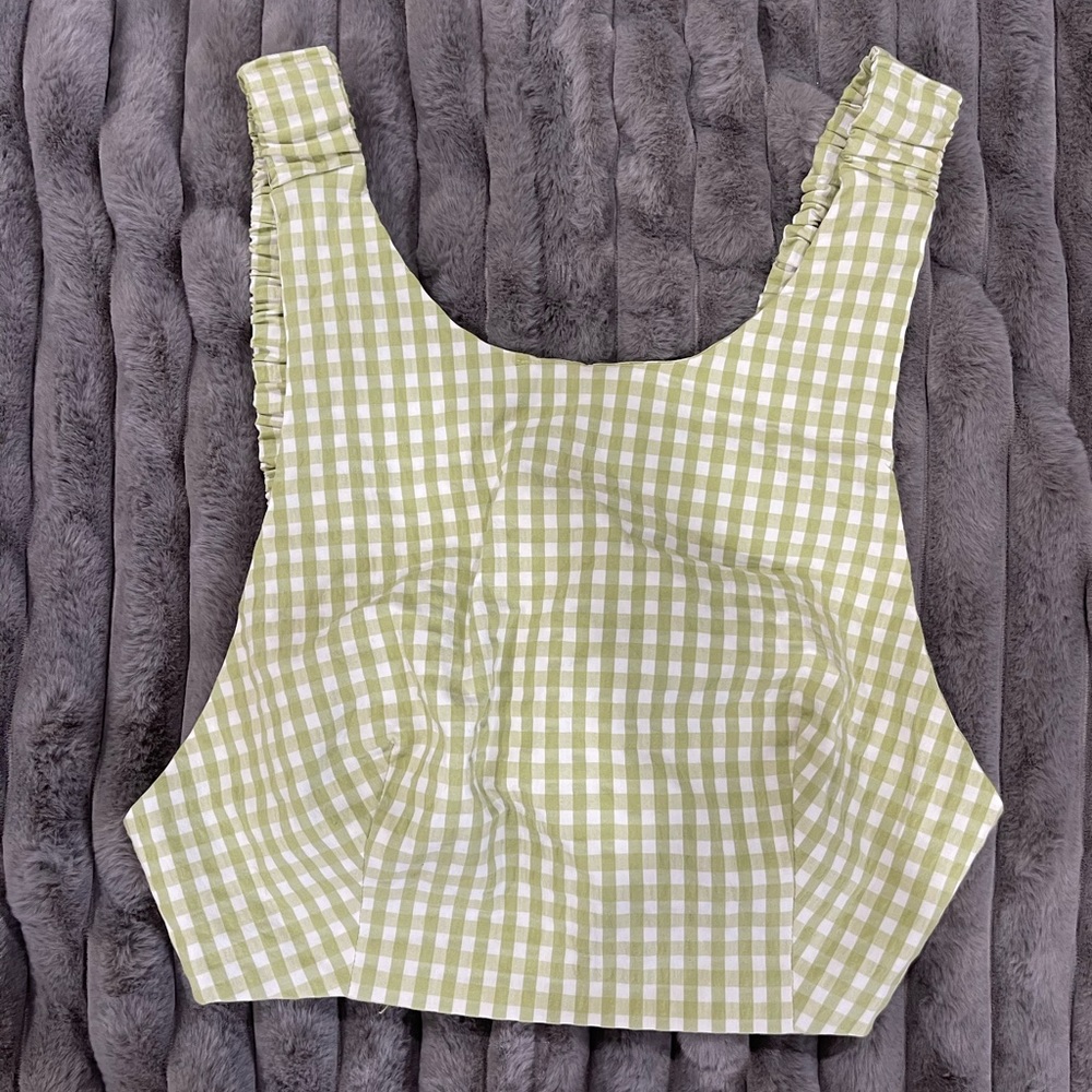 Checkered green top